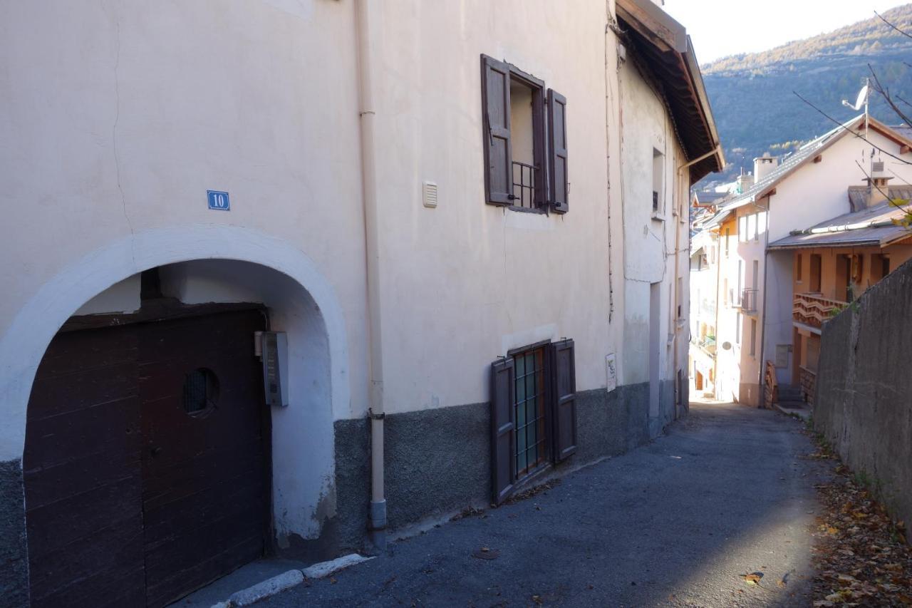 Chez Petit Louis- Appart Centre Ville Jusqu'A 6 Personnes Briançon Екстериор снимка